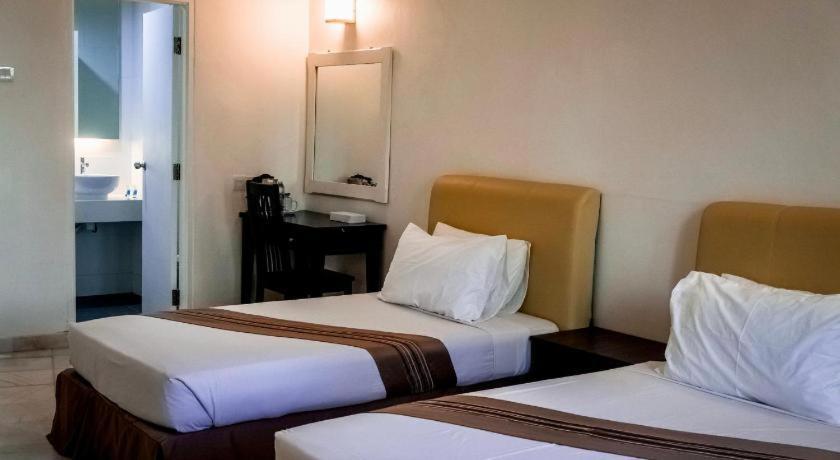 Stallions Suite Penang Jelutong Exteriér fotografie